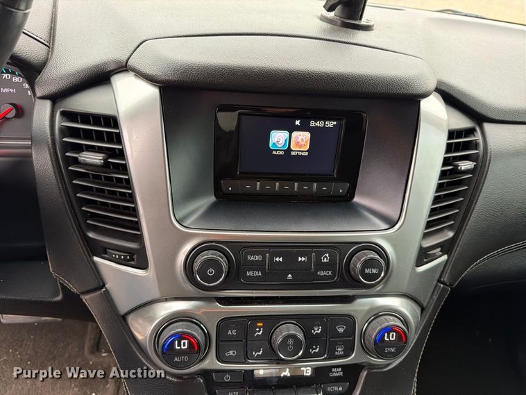 image for item FC0002 2016 Chevrolet Suburban SUV