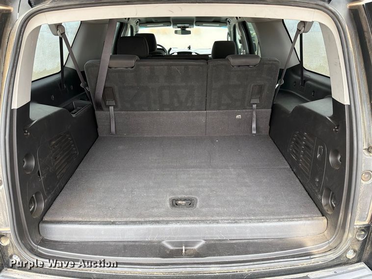 image for item FC0002 2016 Chevrolet Suburban SUV
