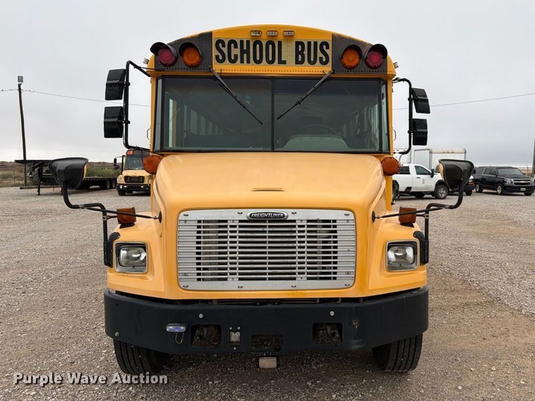 image for item FC0006 2005 Thomas school bus