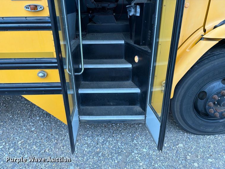 image for item FC0006 2005 Thomas school bus