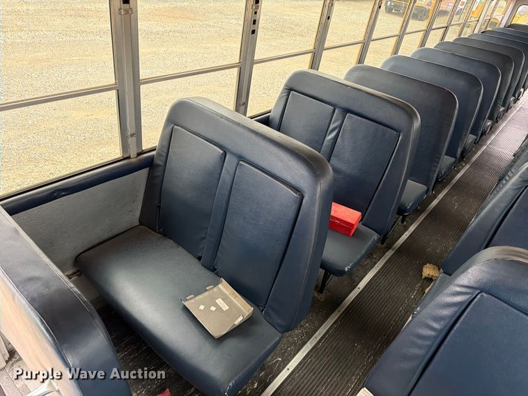 image for item FC0006 2005 Thomas school bus
