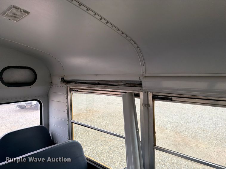 image for item FC0006 2005 Thomas school bus