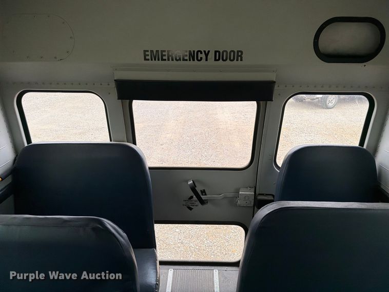 image for item FC0006 2005 Thomas school bus