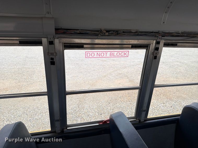image for item FC0006 2005 Thomas school bus