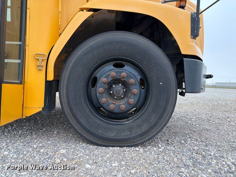 image for item FC0006 2005 Thomas school bus