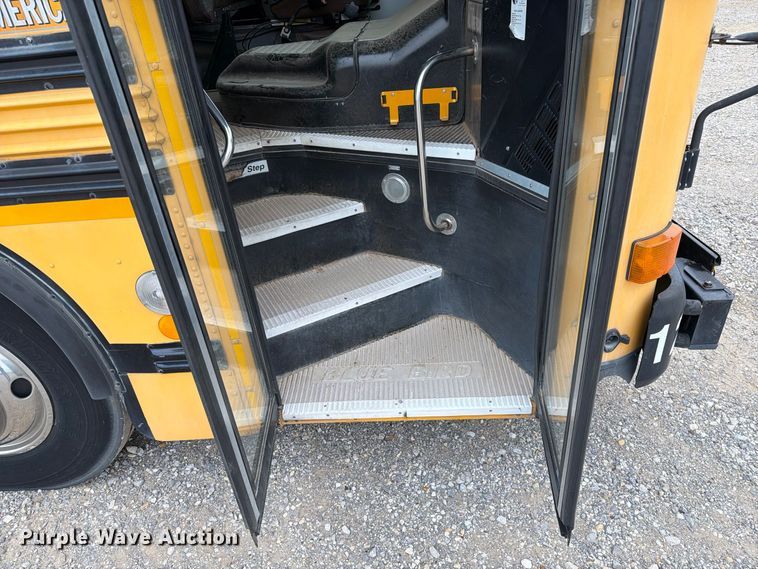 image for item FC0007 2004 Blue Bird school bus