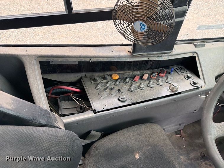 image for item FC0008 2007 Thomas school bus