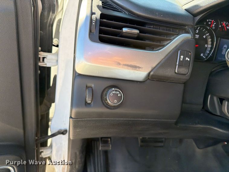 image for item FC0033 2015 Chevrolet Tahoe Police SUV