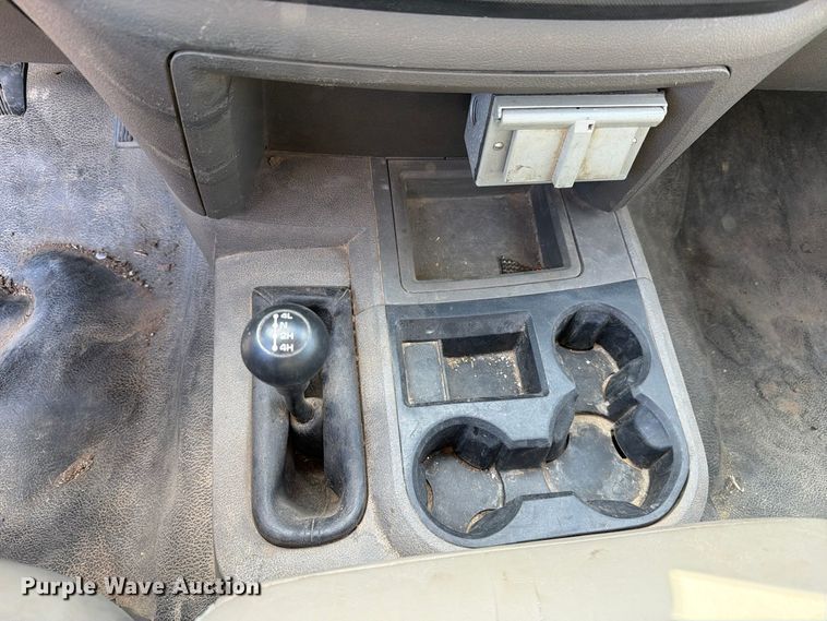 image for item FC0039 2008 Dodge Ram 5500HD bucket truck