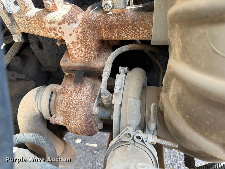 image for item FC0041 1996 Ford F800 dump truck