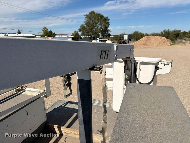 image for item FC0043 2007 Ford F450 Super Duty XL bucket truck