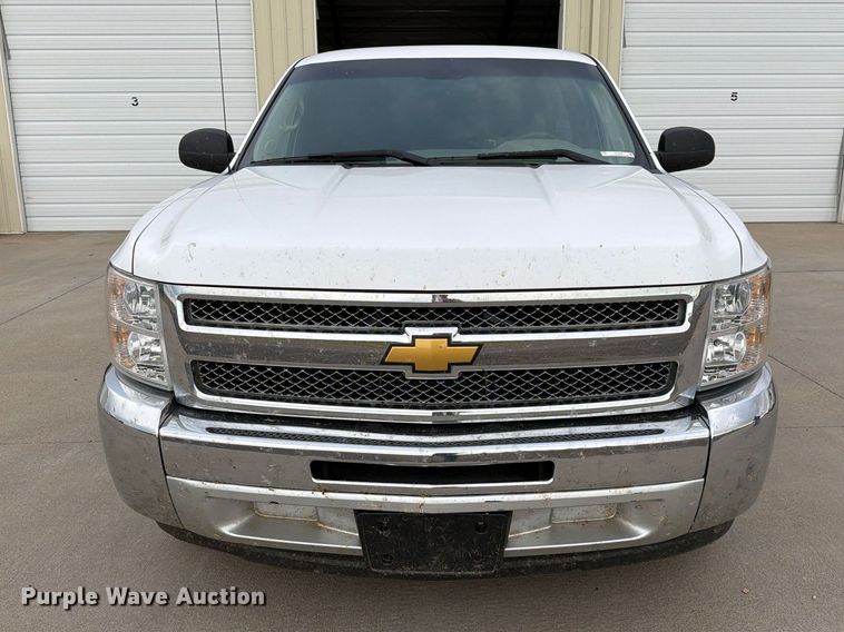 image for item FC0046 2012 Chevrolet Silverado 1500 pickup truck