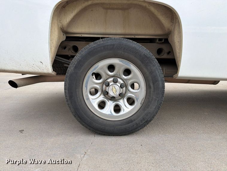 image for item FC0046 2012 Chevrolet Silverado 1500 pickup truck