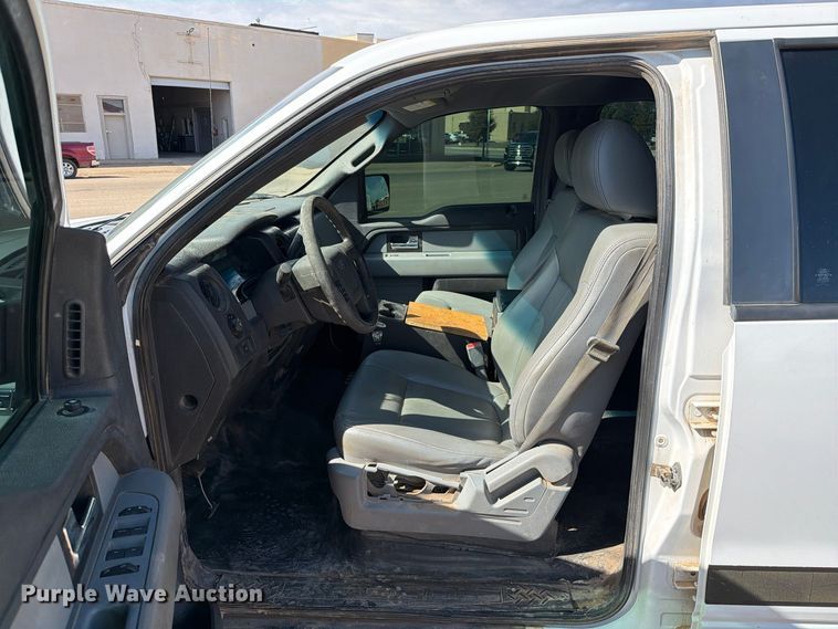 image for item FC0050 2014 Ford F150 Crew Cab pickup truck