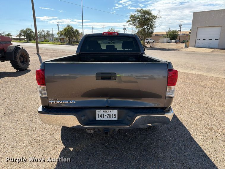 image for item FC0051 2011 Toyota Tundra Ext. Cab pickup truck