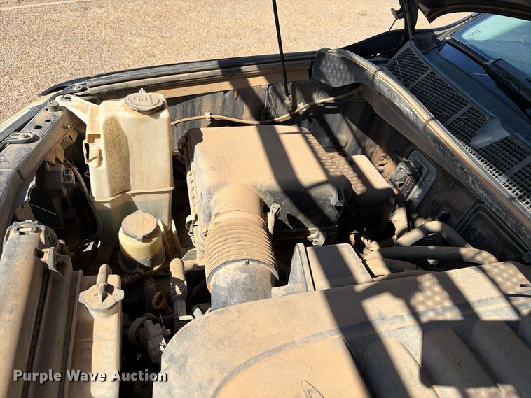 image for item FC0051 2011 Toyota Tundra Ext. Cab pickup truck