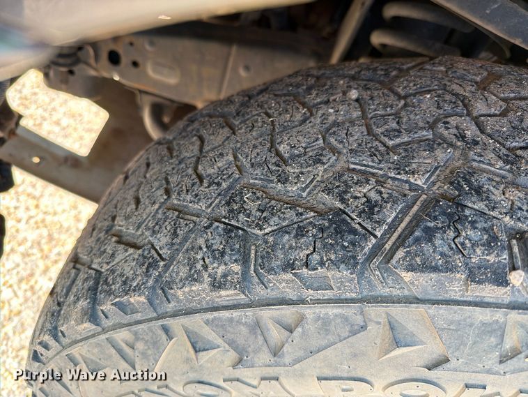 image for item FC0051 2011 Toyota Tundra Ext. Cab pickup truck