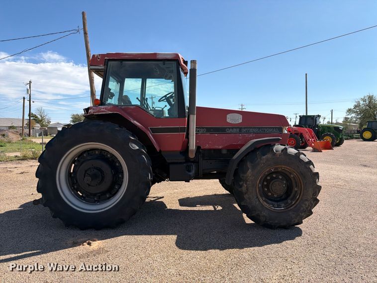 image for item FC0052 1990 Case International 7120 MFWD tractor