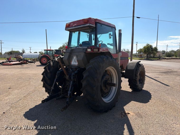 image for item FC0052 1990 Case International 7120 MFWD tractor