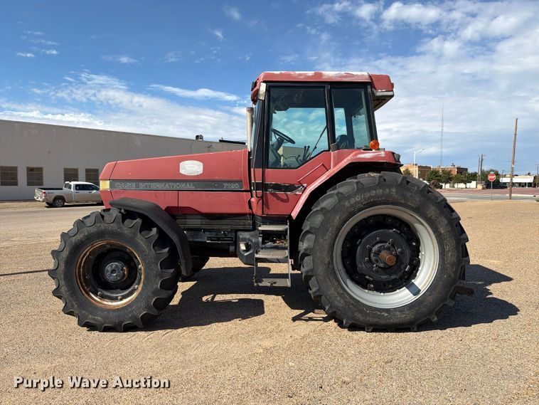 image for item FC0052 1990 Case International 7120 MFWD tractor