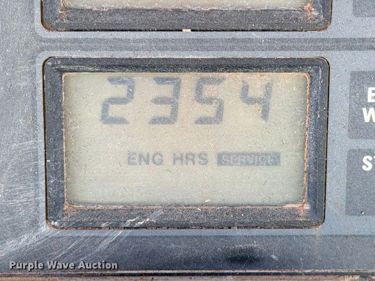 image for item FC0052 1990 Case International 7120 MFWD tractor