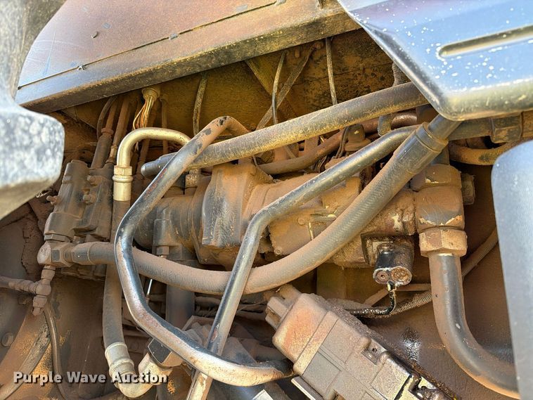 image for item FC0052 1990 Case International 7120 MFWD tractor