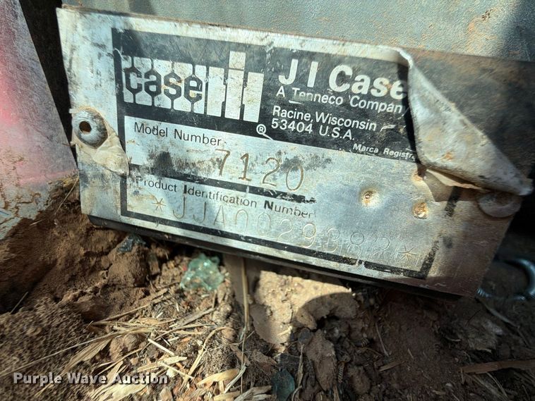 image for item FC0052 1990 Case International 7120 MFWD tractor