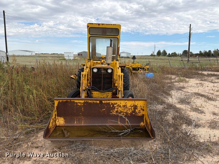 image for item FC0054 Case 580 backhoe