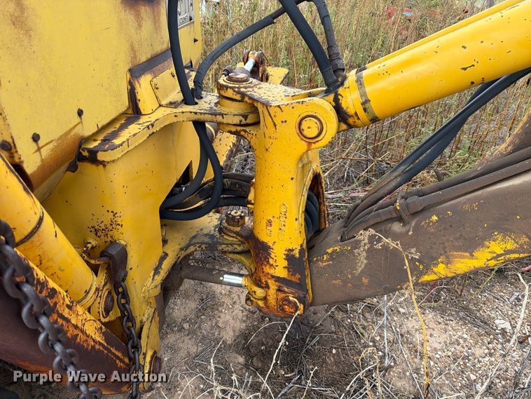 image for item FC0054 Case 580 backhoe