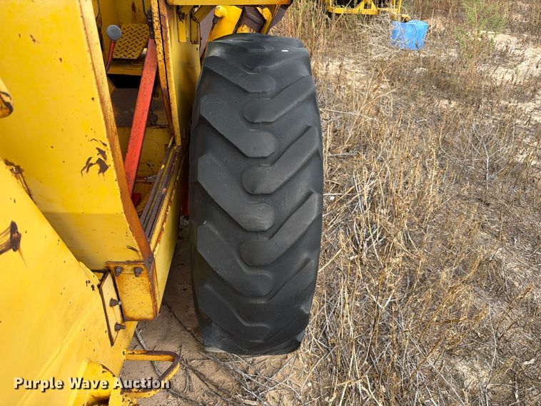 image for item FC0054 Case 580 backhoe