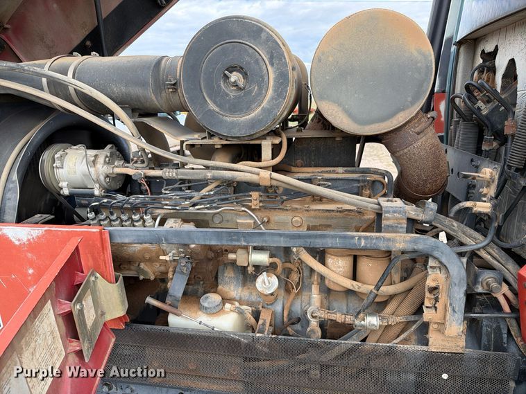 image for item FC0056 1989 Case International 7120 tractor