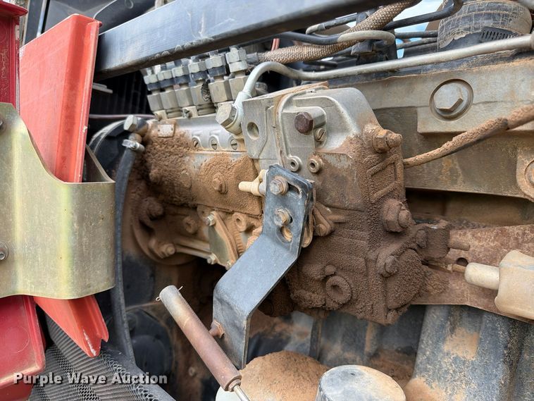 image for item FC0056 1989 Case International 7120 tractor
