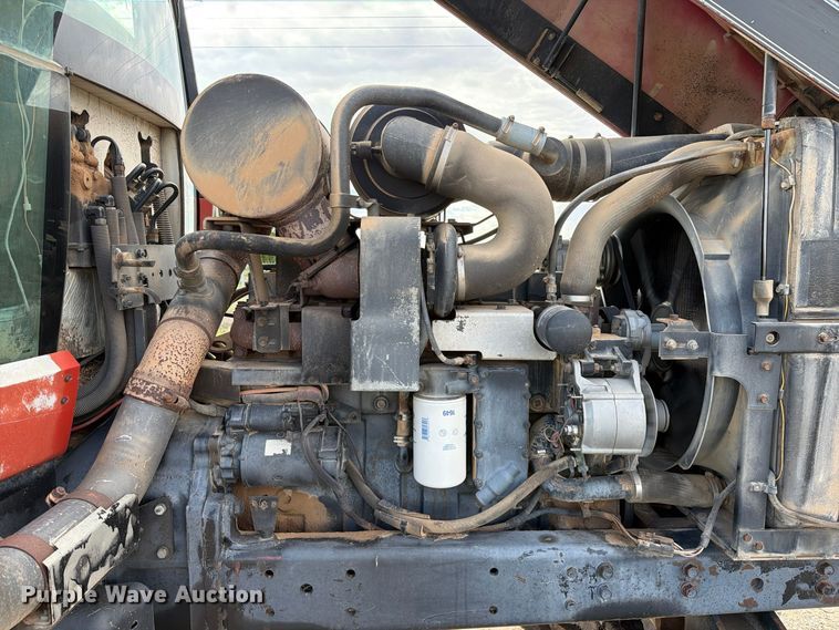 image for item FC0056 1989 Case International 7120 tractor