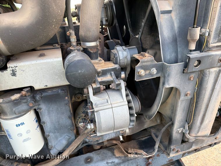 image for item FC0056 1989 Case International 7120 tractor