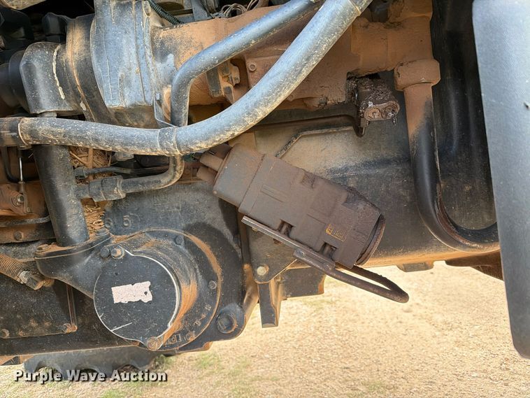 image for item FC0056 1989 Case International 7120 tractor