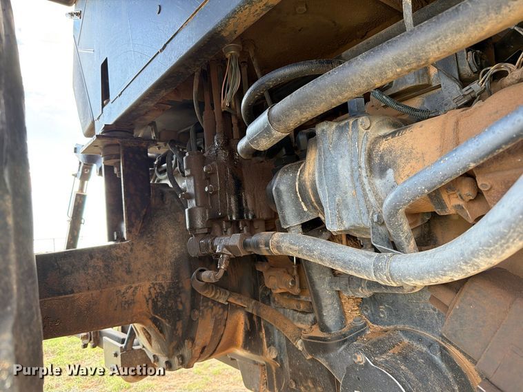 image for item FC0056 1989 Case International 7120 tractor