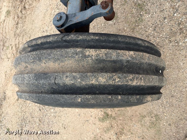 image for item FC0056 1989 Case International 7120 tractor