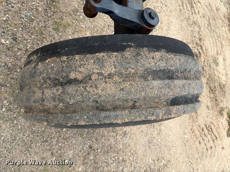 image for item FC0056 1989 Case International 7120 tractor