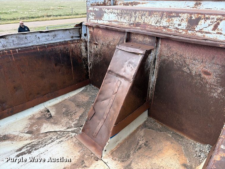 image for item FC0057 1985 Chevrolet Kodiak 70 dump truck