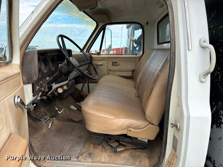 image for item FC0057 1985 Chevrolet Kodiak 70 dump truck