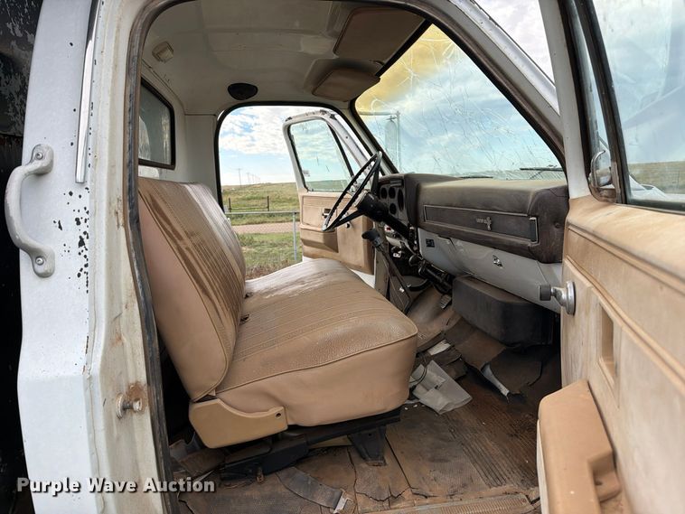 image for item FC0057 1985 Chevrolet Kodiak 70 dump truck