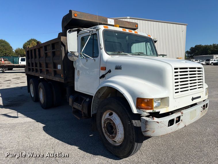 image for item FC3423 2001 International F4900 dump truck