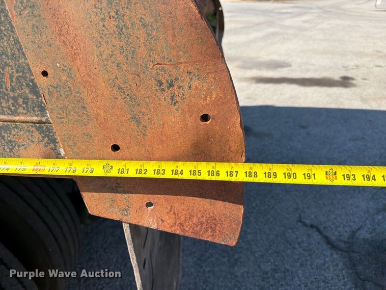 image for item FC3423 2001 International F4900 dump truck