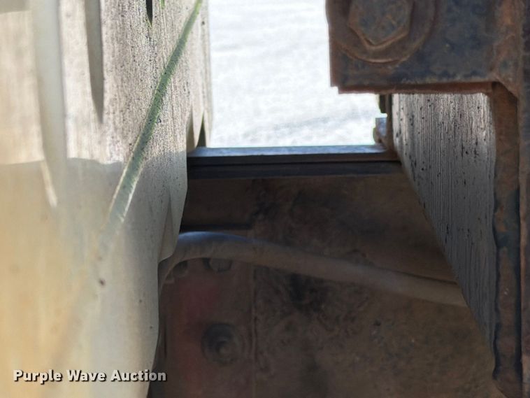image for item FC3423 2001 International F4900 dump truck