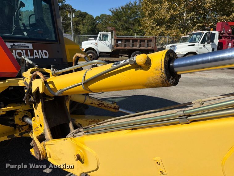 image for item FC3424 2001 New Holland LB90 backhoe