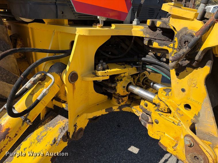 image for item FC3424 2001 New Holland LB90 backhoe