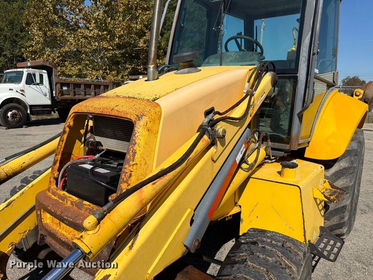 image for item FC3424 2001 New Holland LB90 backhoe