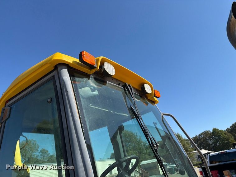 image for item FC3424 2001 New Holland LB90 backhoe