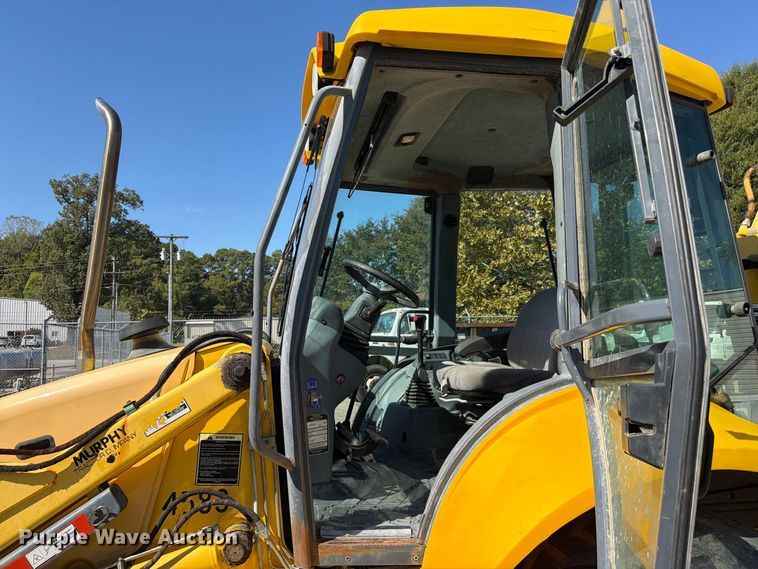 image for item FC3424 2001 New Holland LB90 backhoe