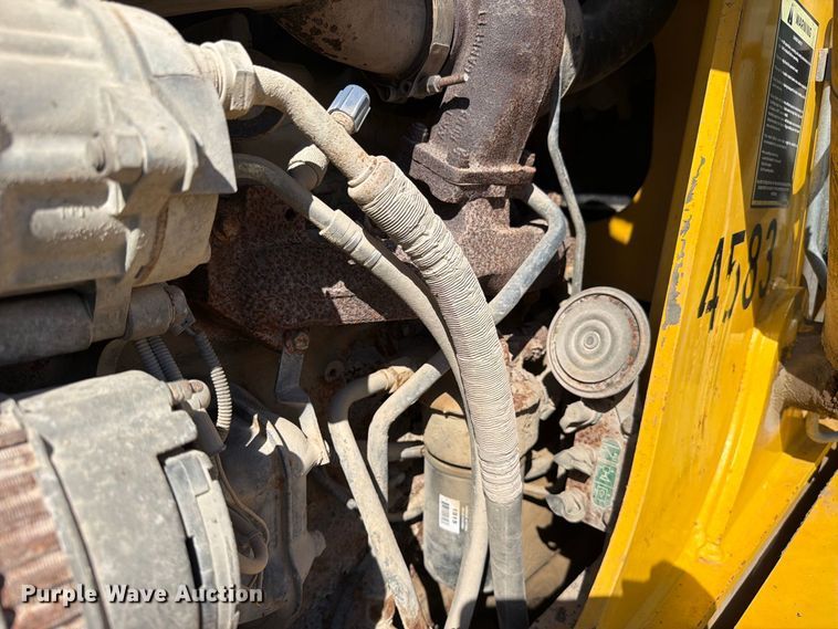 image for item FC3424 2001 New Holland LB90 backhoe